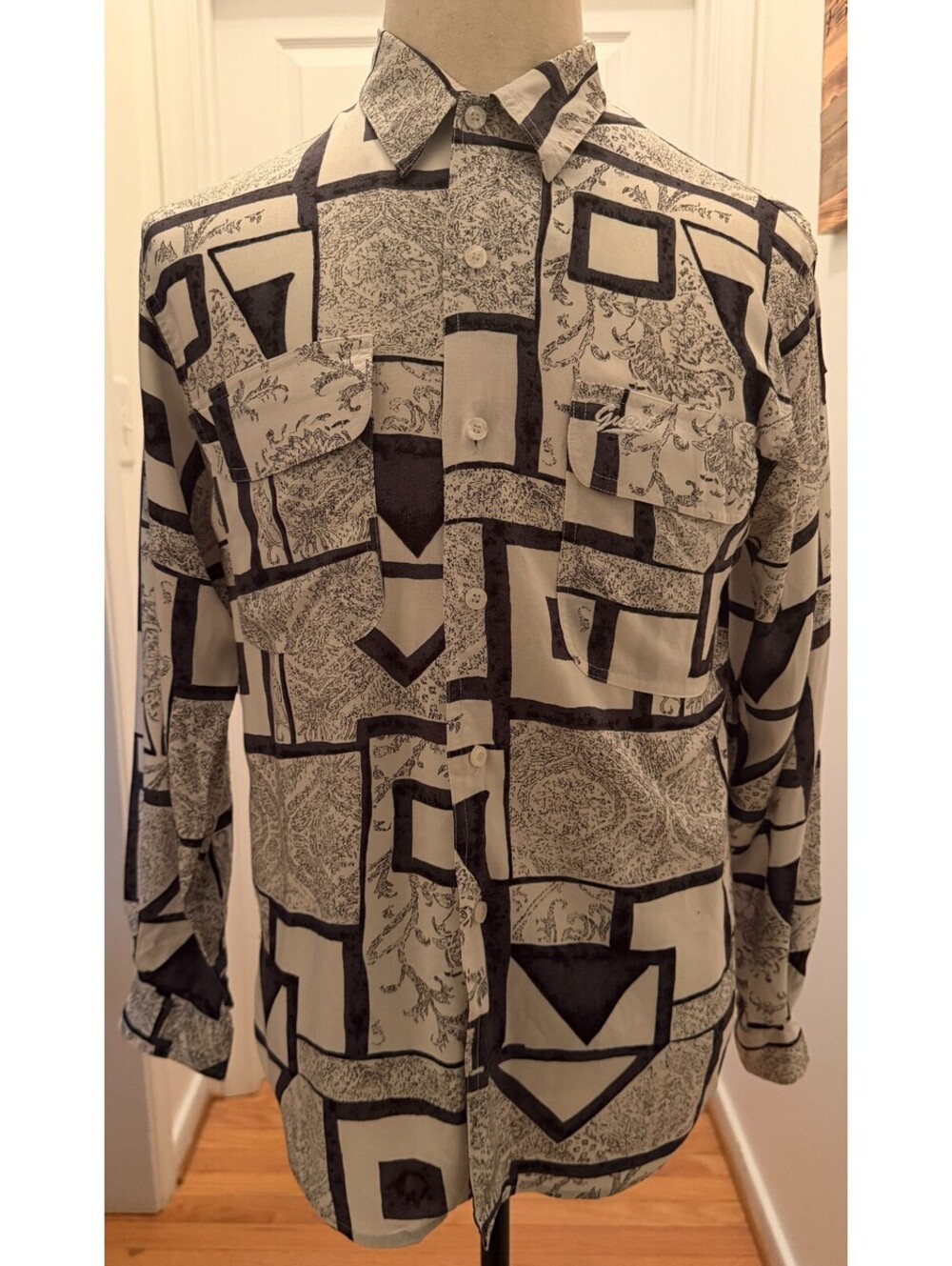 Vtg 90s GUESS JEANS Abstract Geometric Rayon Button Up Men's Large Flap Pocket